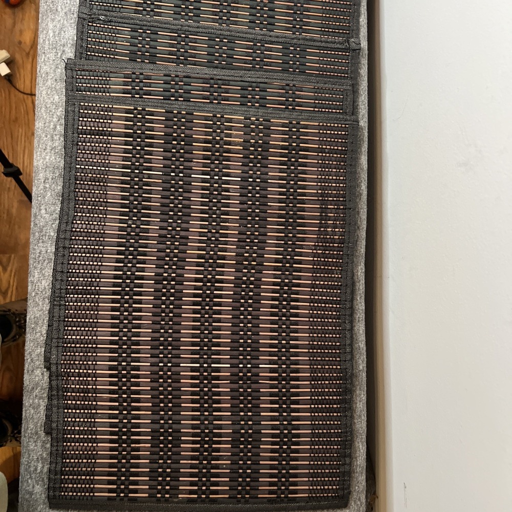 Set of 4 Bed Bath‎ & Beyond Bamboo Woven Black & Brown Placemats 13" x 19"